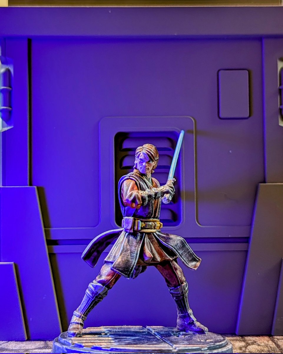 theminitav tweet media