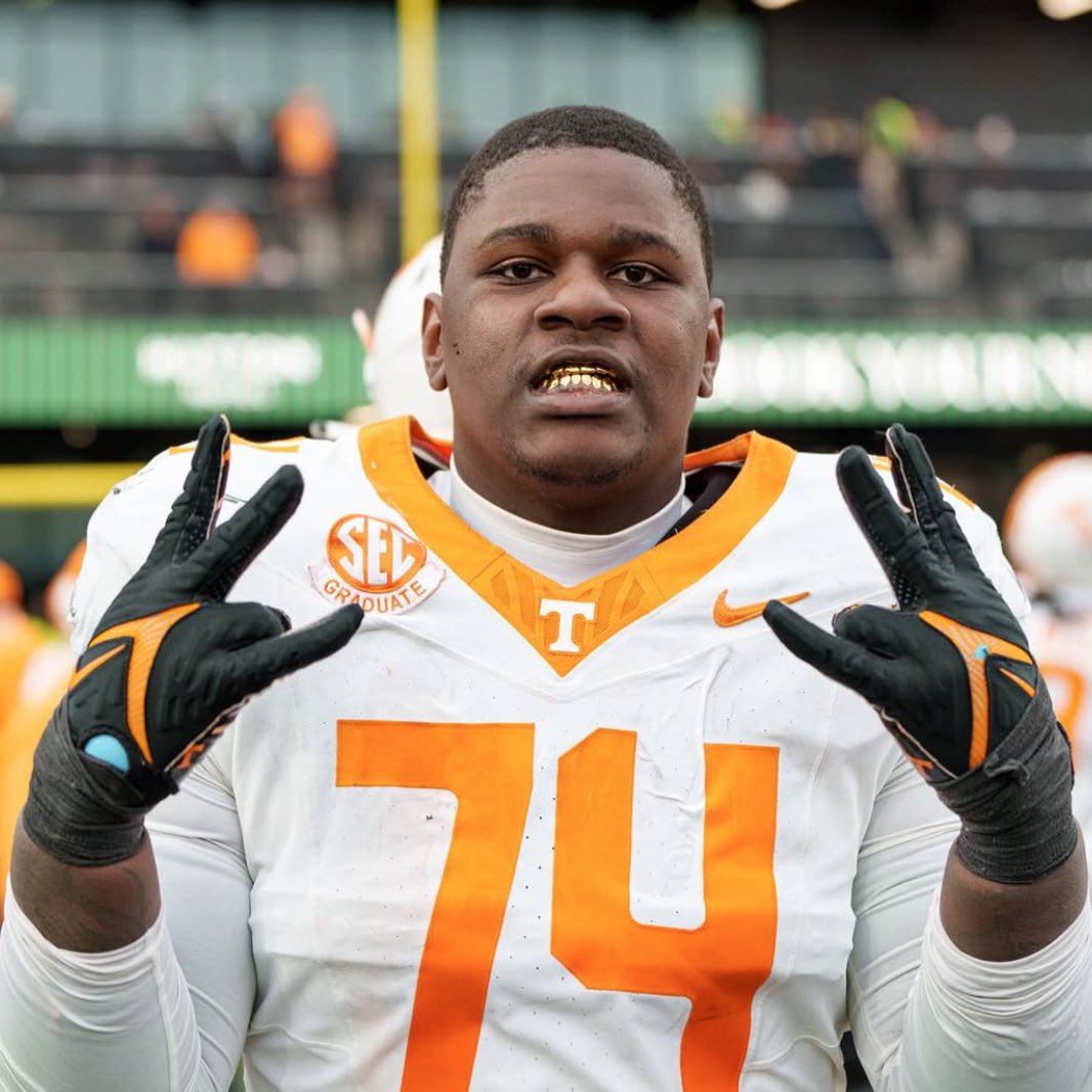 VolScoops's tweet photo. BREAKING: Tennessee starting tackle John Campbell Jr has declared for the 2025 NFL Draft, per his Instagram 

Best of luck,  @_jcamp74 🍊 https://t.co/sHDE8klftj