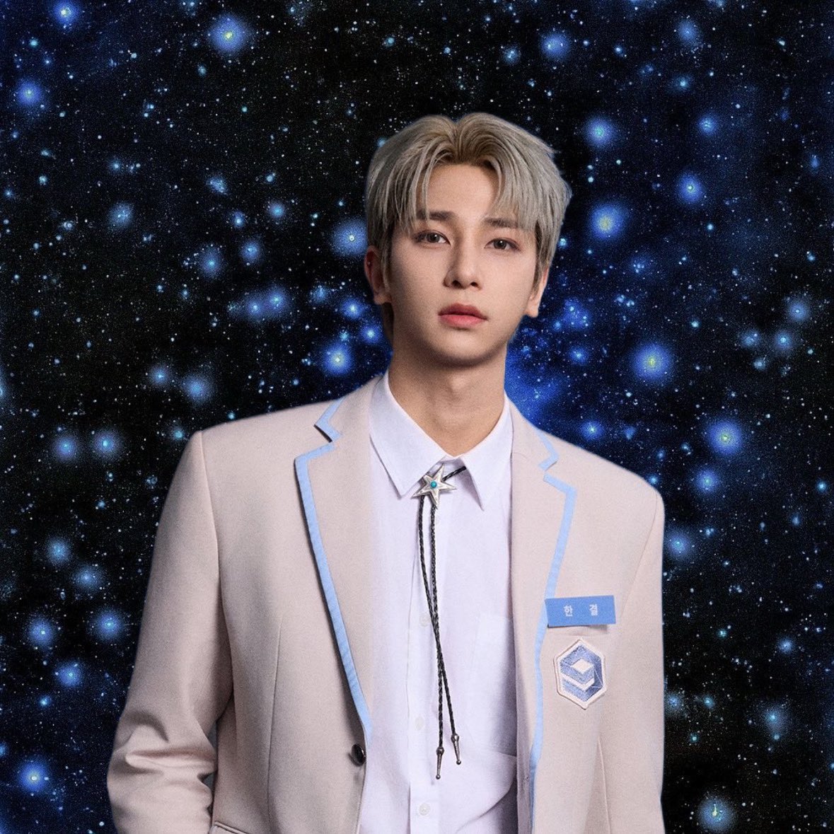 jaemshi1's tweet image. hello i'm looking for #POLARIX moots ‼️

• bias: hangyul
• bias wrecker : donghwa

let's be moots,
like and retweet are appreciated🤍