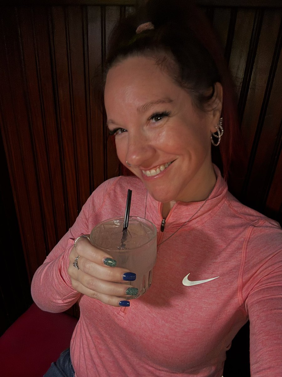 ItsHeather tweet media