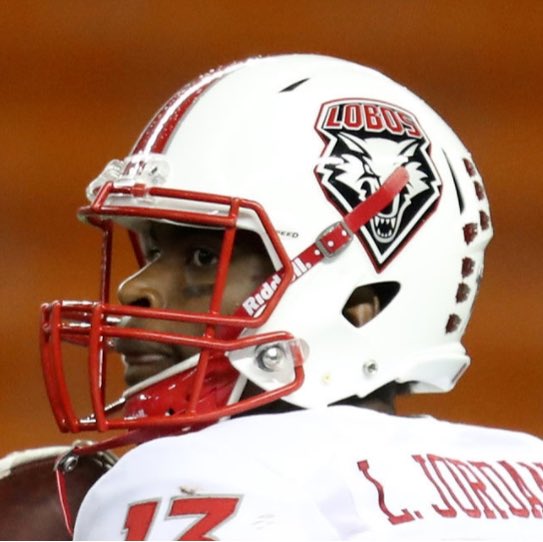 Truly Blessed. Thank you <a href="/Coach_Eck/">Jason Eck</a> for the scholarship offer to play <a href="/UNMLoboFB/">New Mexico Football</a> ‼️ 
Can’t wait for the OV next month!

<a href="/CoachHathcock/">Jeremy Hathcock</a> <a href="/Verrado_Vipers/">Verrado Viper Football</a> <a href="/papirican21/">Coach Ortiz 🇵🇷🇺🇸</a>