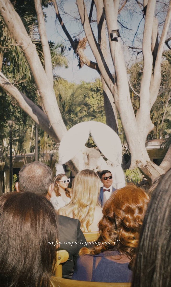 LorettaRm's tweet photo. Sucedió el casamiento 💕✨ https://t.co/jpb12V5POm