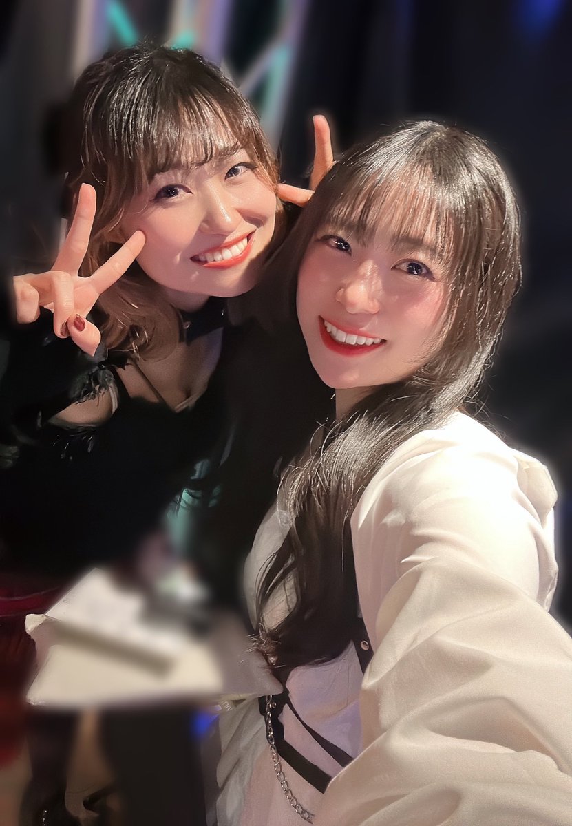 昨日のVoiceLabo Thank You Live 2024では
2人のオリジナル曲
starry reunionをバンドバージョンでお届けしました！

生音はやっぱり楽しいー！！

来年の私達もぜひ応援してください✨

🎧 starry reunion
youtu.be/hBfEUPnFJVo?si…

 #乙女なおまめ  #乙まめ 🫘