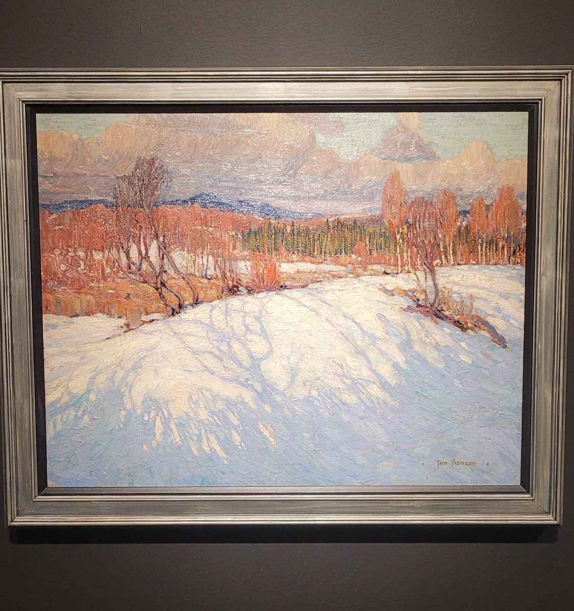 lifeislikeveg's tweet photo. Tom Thompson exhibit was incredible. Makes me want to disappear into nature even more than I already do.
#canadianartists #tomthompson #thebeaverbrook #art #December #intonature #poetryinmotion #naturalist https://t.co/ZadKyzh6Mz