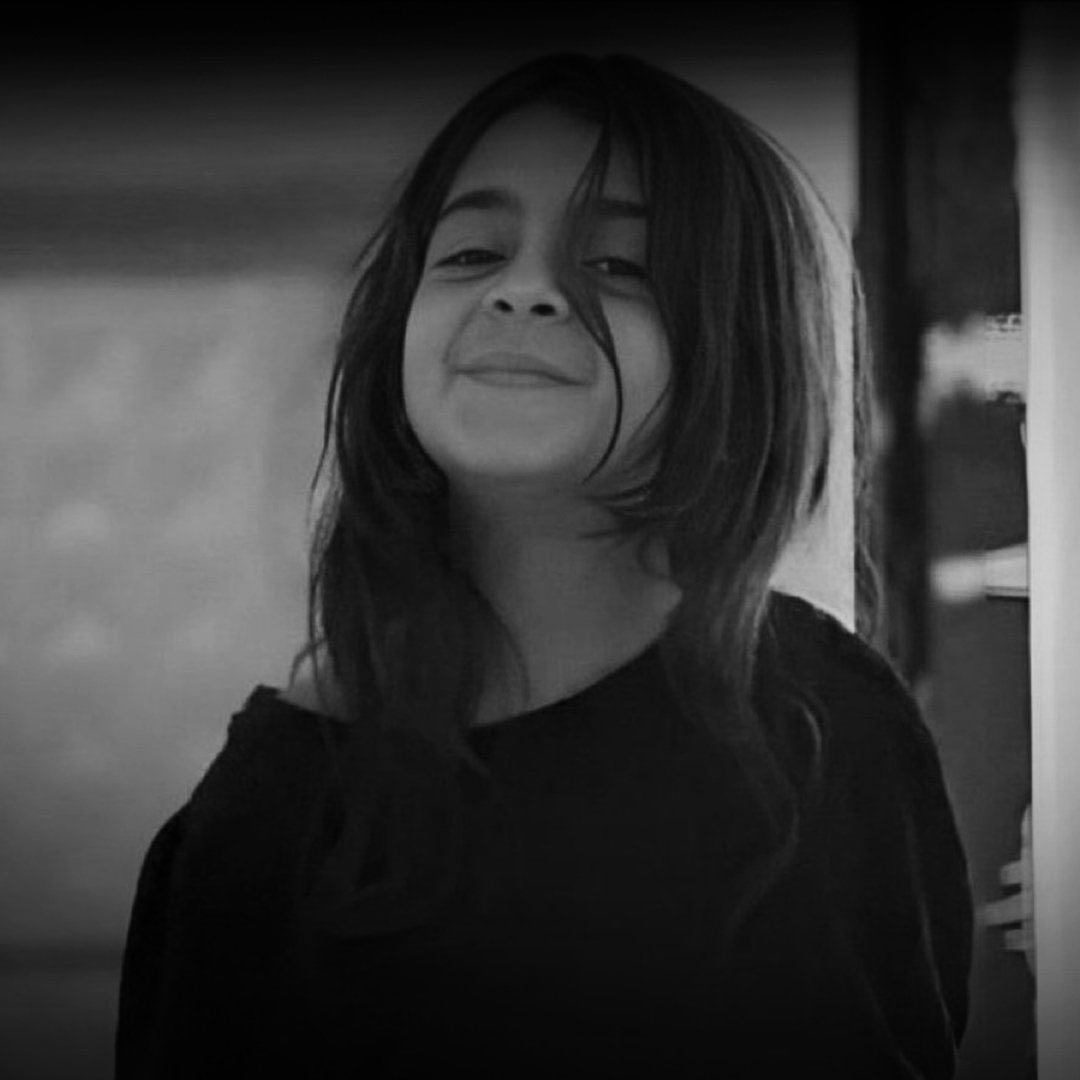 AkifGrb12's tweet photo. Işıklar içinde uyu güzel kız 
#Narin https://t.co/d7ZXxfPf6I