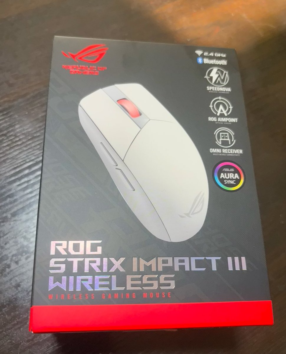 tantanMicchi's tweet photo. うわぁあああああ！ #ROGLIVE からクリスマスプレゼントが届きましたあぁああああ！！！ジョージさん、むっこさん、あいだぼさんの3人のサンタさんありがとうございましたあぁぁぁぁ！！！大事に使わせて貰いますね！！！
#ROGLIVE119
#ROG
#asus https://t.co/FIhu1KbAmu