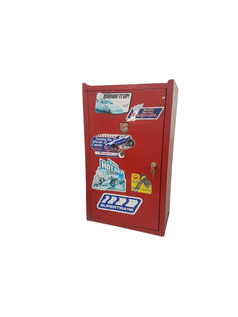 arlissbryant's tweet photo. Mechanics Toolbox Sidecab Hanging Beach Brand https://t.co/kb4AFBaNSV #ChickenDaddy #chickencoop #Etsy #woodstove #signs #ToolBoxStorage https://t.co/Do95l5lcFb