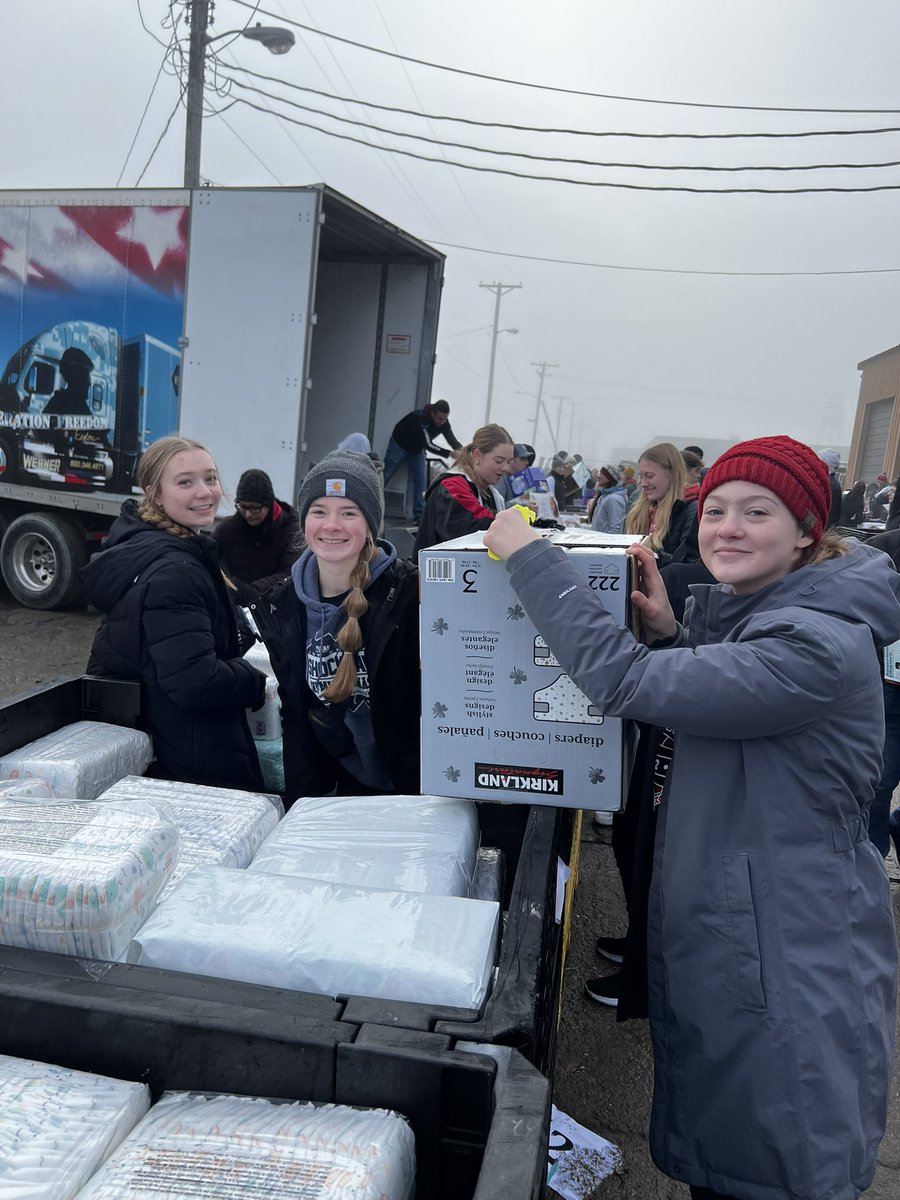 NHS Students at the Open door mission today sorting diapers from their annual diaper drive. Proud to see our former member and student Carter Tichota there leading the way.