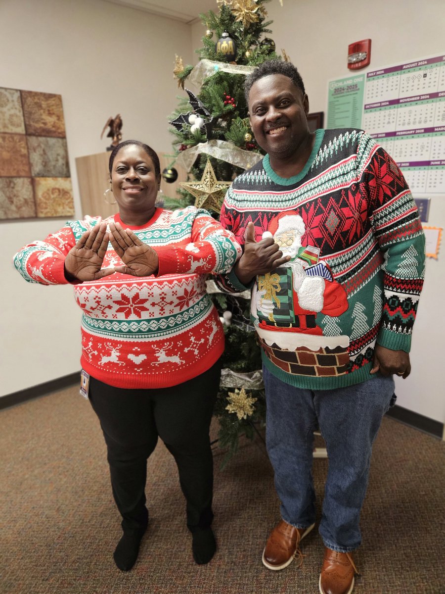 Craig Washington (@craigwashingto4) on Twitter photo We are in the Christmas Spirit at Heyward wearing our ugly sweater! 😆 Merry Christmas! <a href="/heyward_ctc/">HeywardCTC</a> We are in the Christmas Spirit at Heyward wearing our ugly sweater! 😆 Merry Christmas! <a href="/heyward_ctc/">HeywardCTC</a>