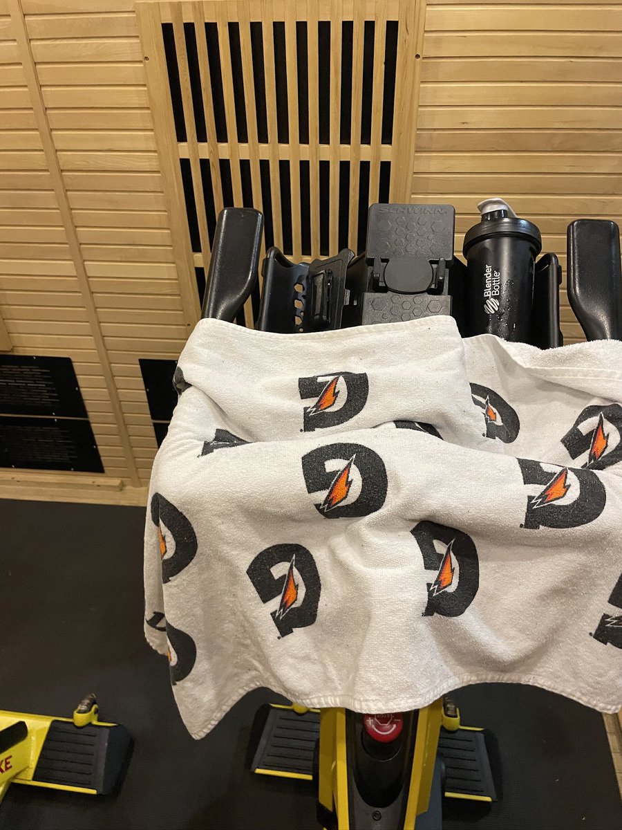 mnhopper1s's tweet photo. #HotThunder and #HotCycle tonight! #SelfcareSaturday kicked my butt! https://t.co/d8NN0Gimk7