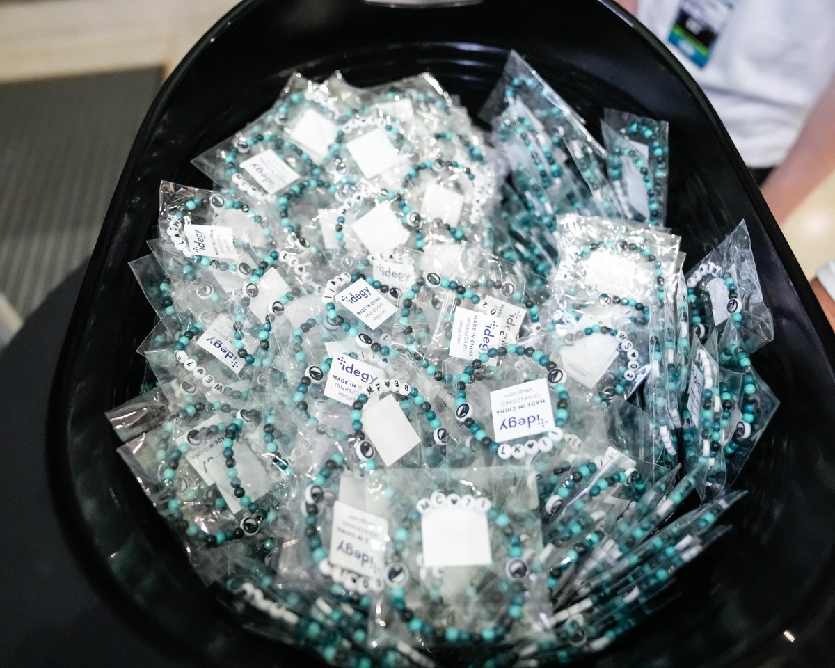 SanJoseSharks's tweet photo. You've got a friend in me 😁

It's Friendship Bracelet night at SAP Center! https://t.co/pMgAyx5QC1