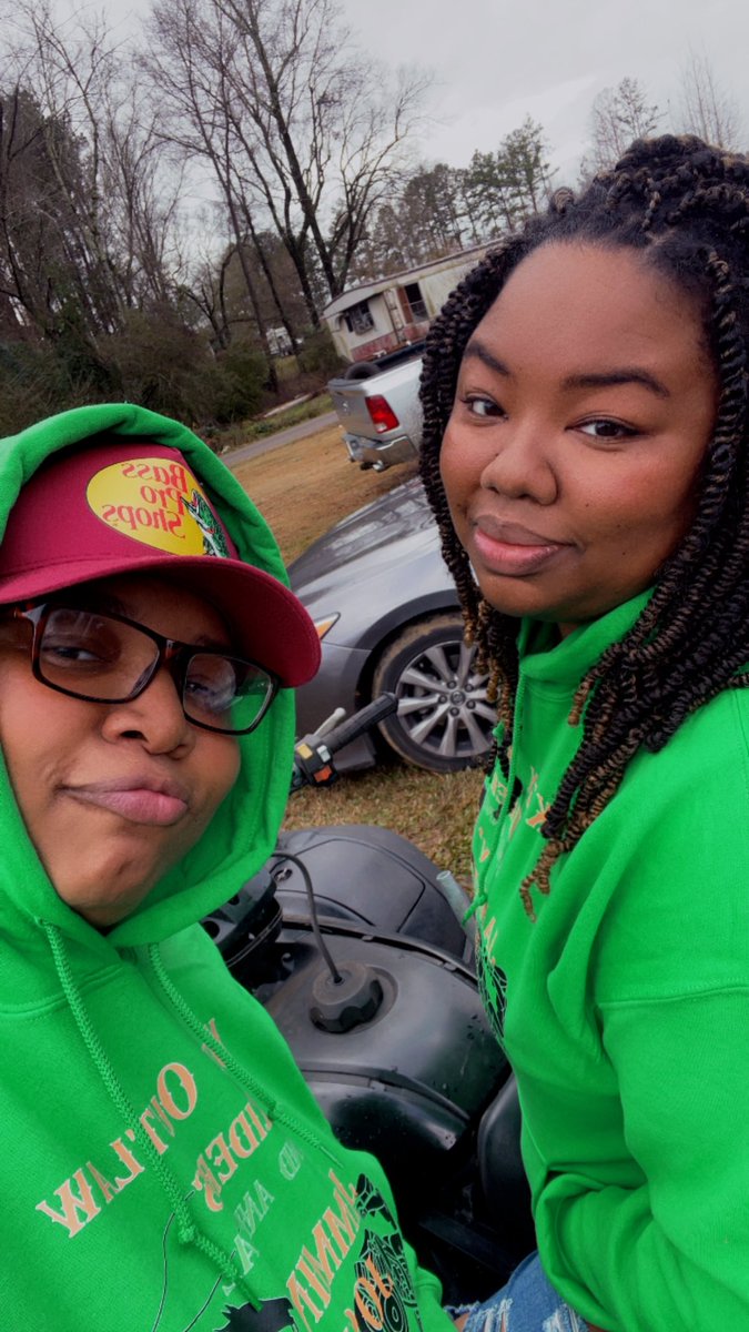 MuthaDigital's tweet photo. W Trail Ride today 🐎 #LLBJ 🕊️
@EbonyNoir_ https://t.co/Z9purZZQGx