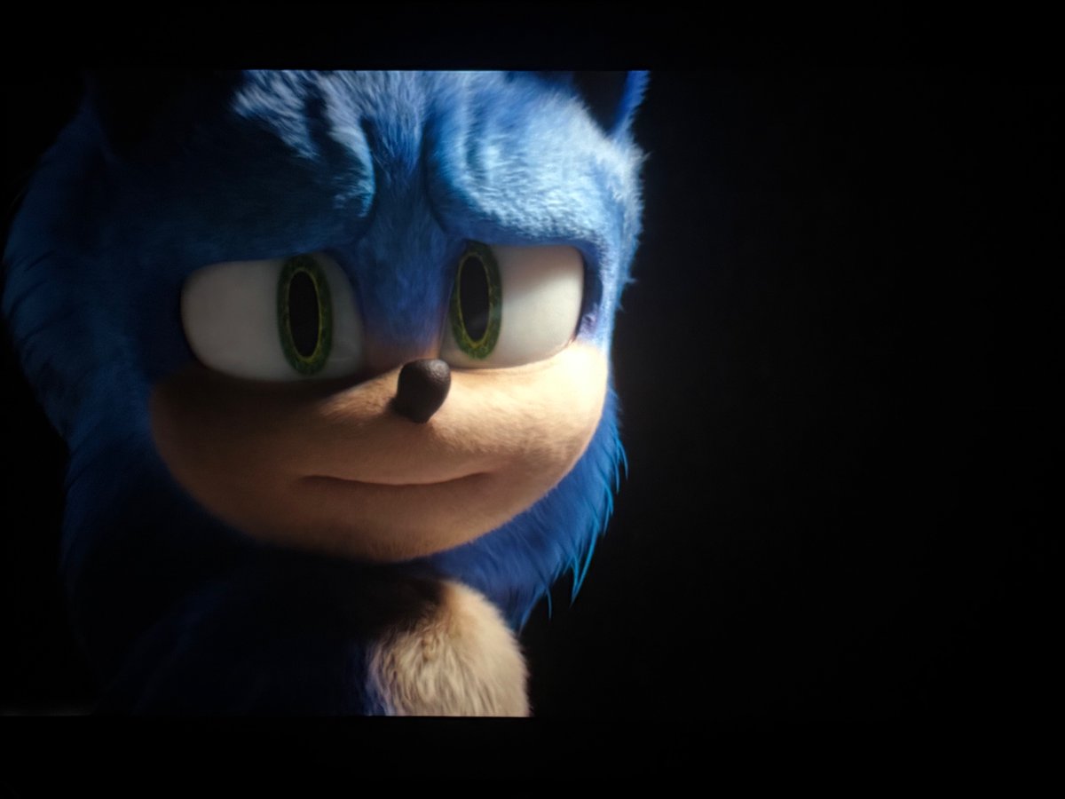 Shadlvssonic's tweet photo. Tell me your favorite Sonic 3 scene!!

Mine ofc is this one, I might never recover https://t.co/vzigUU8X6S