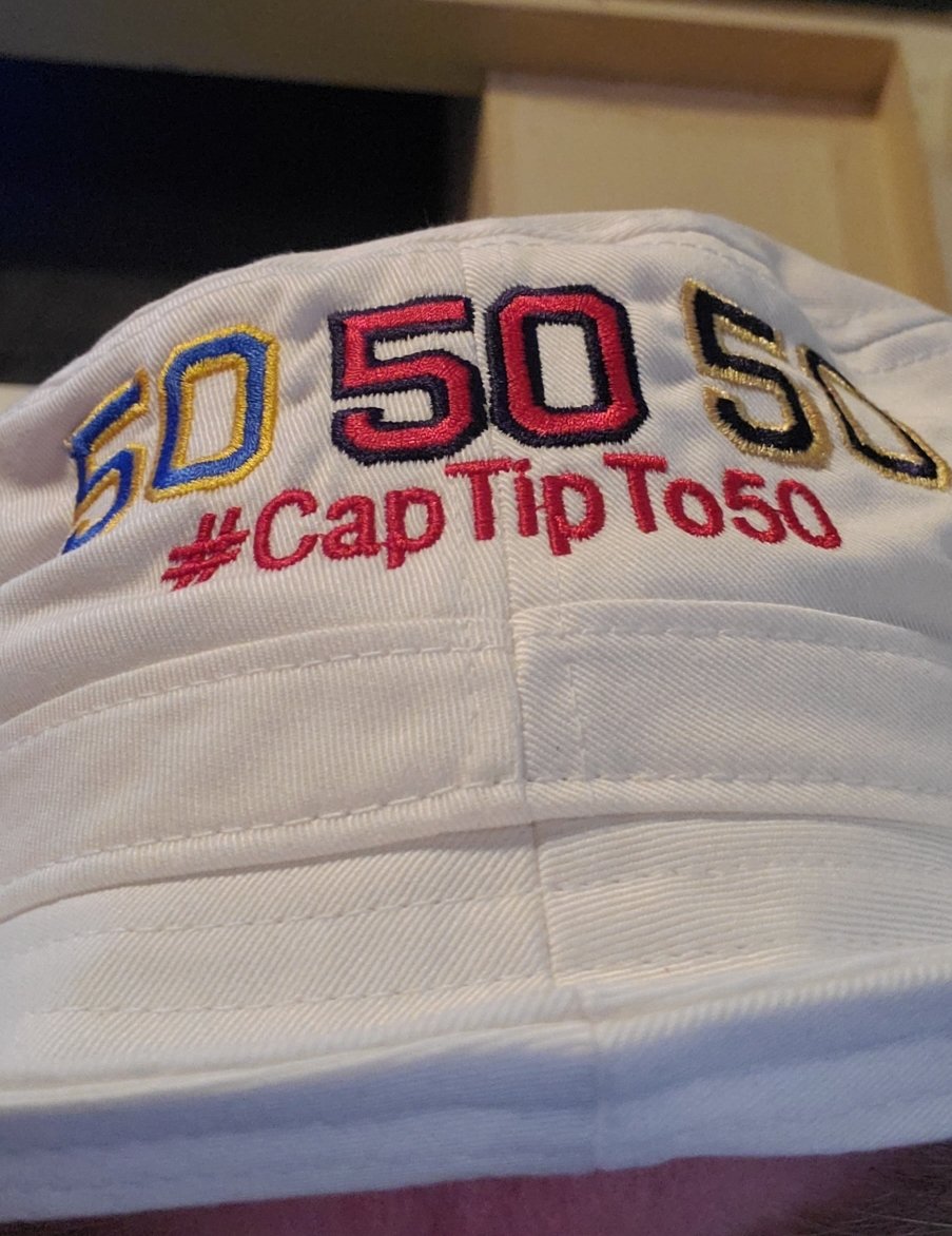 AtipofMYredSTL's tweet photo. @UncleCharlie50 @binnnasty A tip of the CAP to our favorite Fifties! Sup Waino? #repSTL #TeamSTL #OneNation #CapTipTo50 https://t.co/cEhoYVmBKG