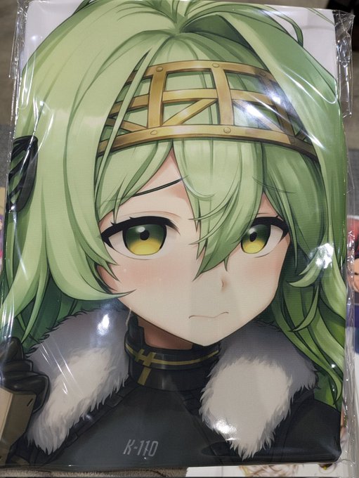 あまむらさんから僕の描いたキロちゃん抱き枕いただきました🥰
頑張っただけあって我ながらいい出来……(自画自賛) 