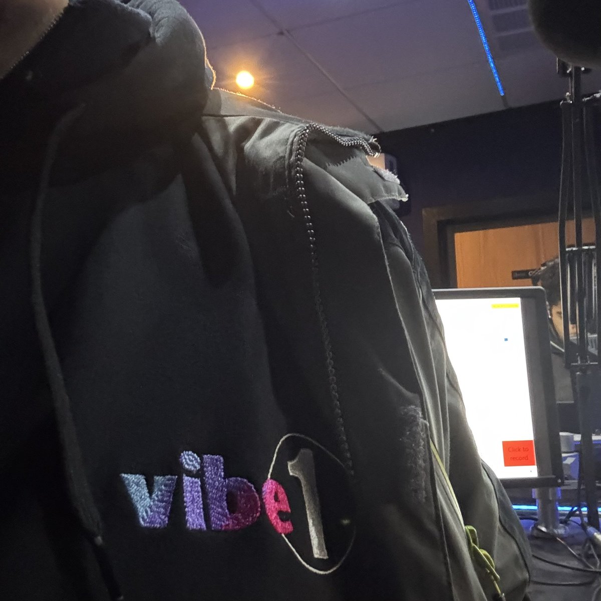 pj_stubbs's tweet photo. Wearing the new logo @wearevibe1 https://t.co/dv39MrAhs0
