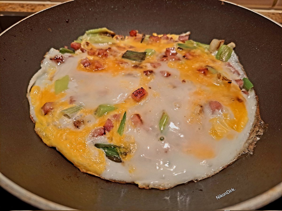 Nikondirk's tweet image. Ei, hamblokjes en bosui. 🙂 #Simpel