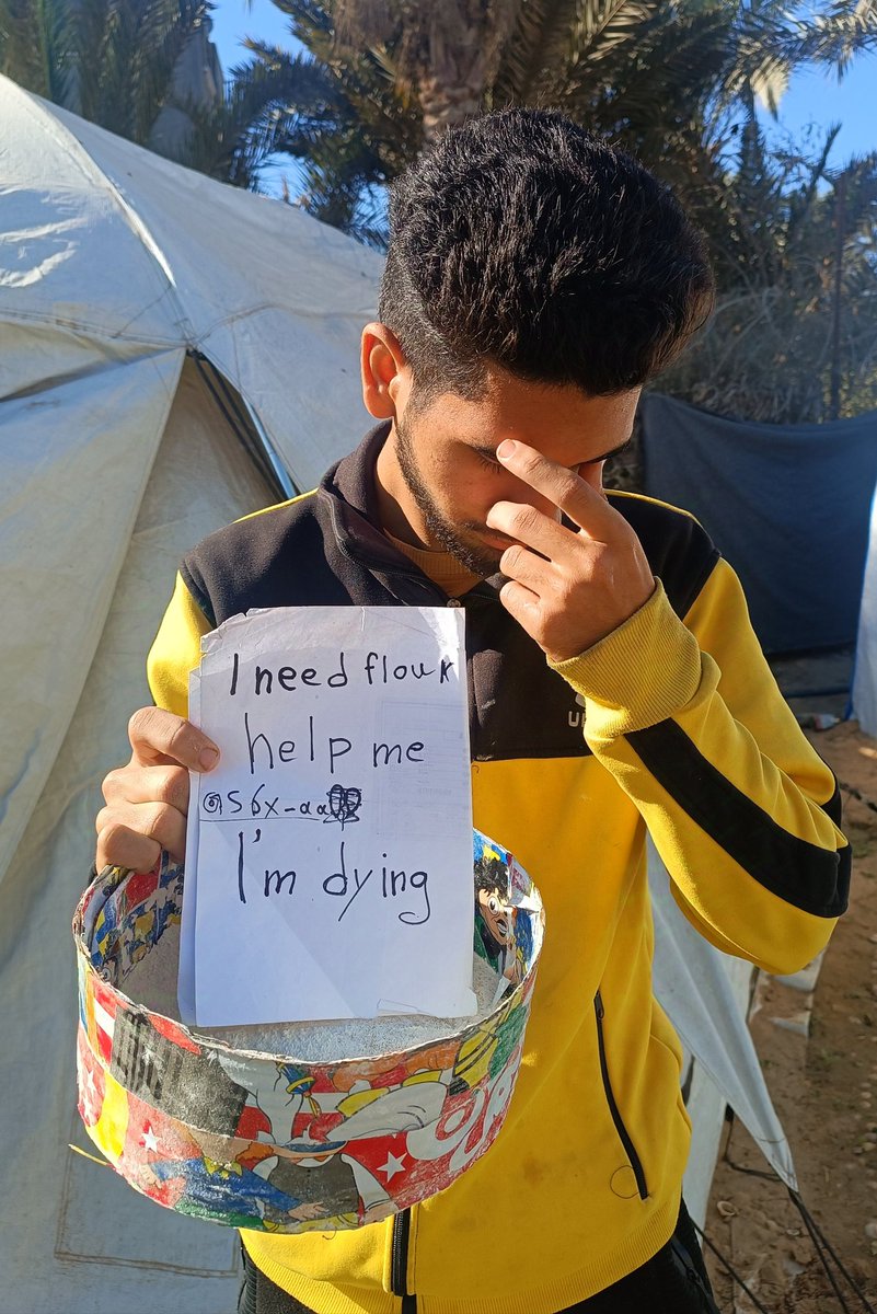 S6xx_a's tweet photo. I might die soon‼️

I might die soon‼️

Don't ignore

Please save us as much as you can. Help me and my family. We are in great danger. Donate any amount, even if it is small, please. 

https://t.co/AIC8gTvYbl https://t.co/EXjnrBBbmX