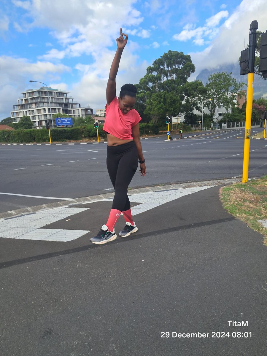 TitaMcunukelwa's tweet photo. celebrating birthdays the best way we know how 🙂
happy birthday to my club-mates MaXaba and Jola 🥳
#BirthdayRun
#DecemberBabies
#RunningBuddies
#IPaintedMyRun
#FetchYourBody2024
#IChoose2BActive https://t.co/uIqZ2qrxoD