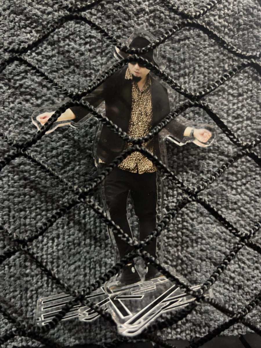 SORa6119's tweet photo. 世の中
がんじがらめにしてるのは誰⁈
1#ヨネゾーさんのアクスタ https://t.co/8sbQ3wEykx