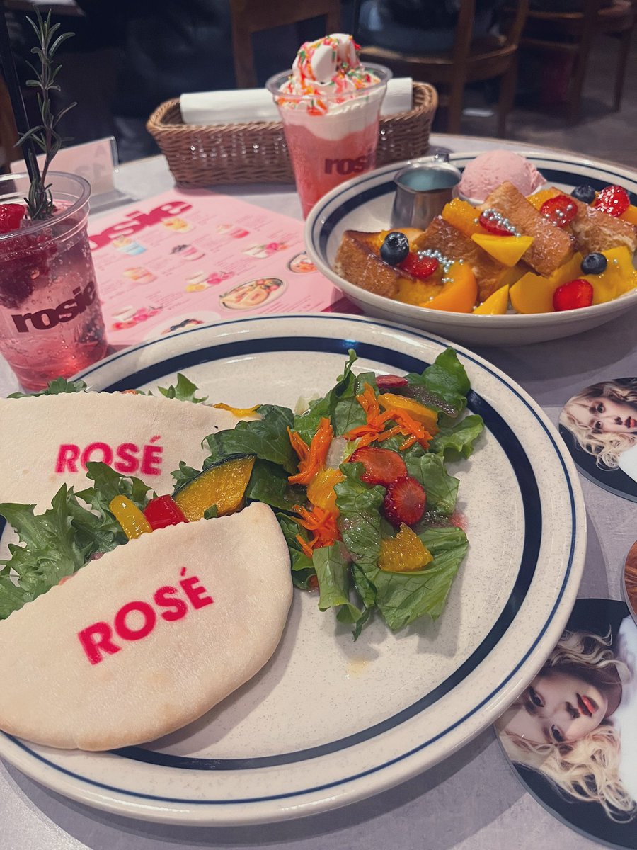 picochapico's tweet photo. #ROSEcollaborationcafe
#ロゼコラボカフェ https://t.co/JfwmHIm0Z6