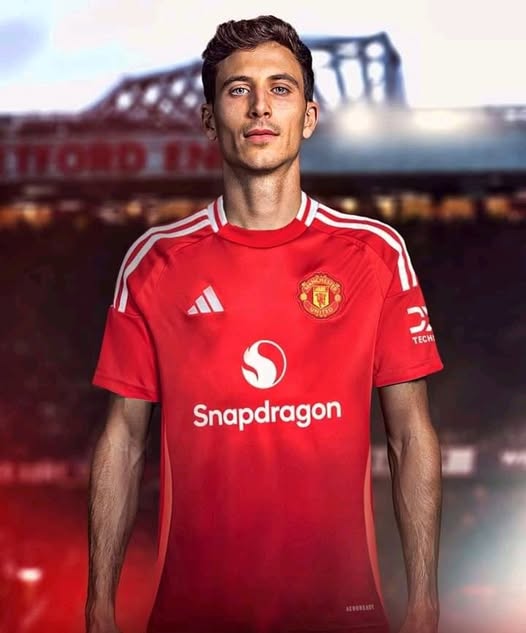 MANU__FC's tweet photo. เปา ตอร์เรส กองหลังของแอสตัน วิลล่า คือเป้าหมายของแมนเชสเตอร์ ยูไนเต็ด ซึ่งเตรียมยื่นเงินเกือบ 42 ล้านปอนด์เพื่อซื้อกองหลังรายนี้

👉https://t.co/n39bhEHo6a
🆔𝙇𝙄𝙉𝙀 :@694dqtvl

#แมนยูฯ #แมนเชสเตอร์ยูไนเต็ด #ผีแดงแมนยู #Manu #ปีศาจแดง #พรีเมียร์ลีก #ฟุตบอล https://t.co/XIcebxsjzW