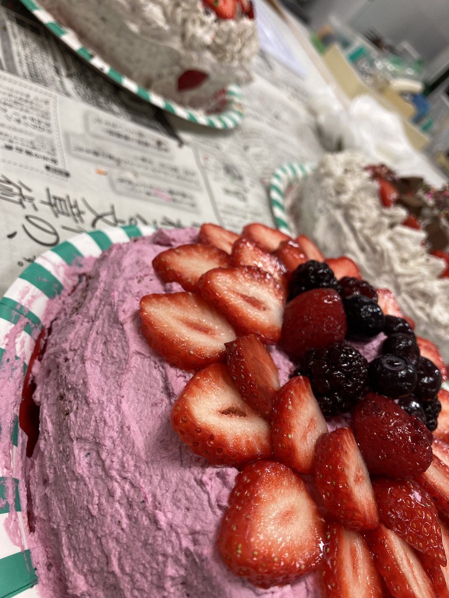 rgkk_study's tweet photo. クリスマスのケーキ会❗️朝まで遊び倒しました❗️ https://t.co/gxXg7CvjfU