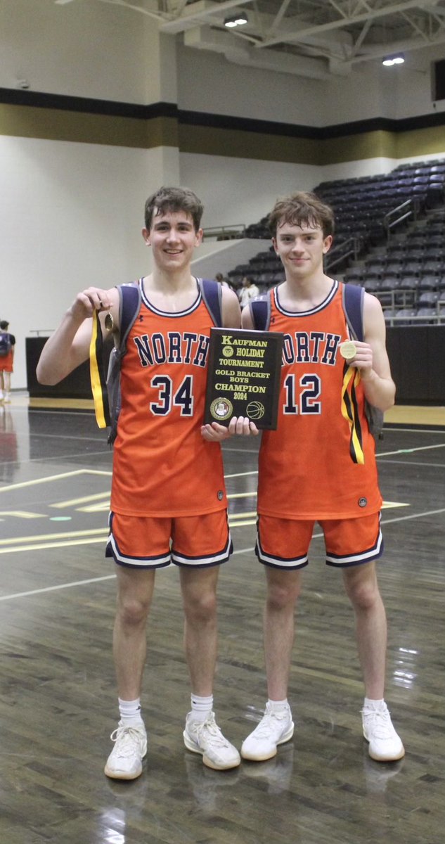 MNHSboyshoops's tweet photo. HUGE Congrats To This Group Of Young MEN! Going Undefeated In The Kaufman Classic, Beating A Tough &amp; Talented North Forney Squad 52-31 In The Championship!! 

Shoutout To Jacob M. &amp; Jack F. Earning All Tournament Honors, Well Deserved!

@McKISDAth @McKinneyNorthHS @hoopinsider https://t.co/xwh88hVStb