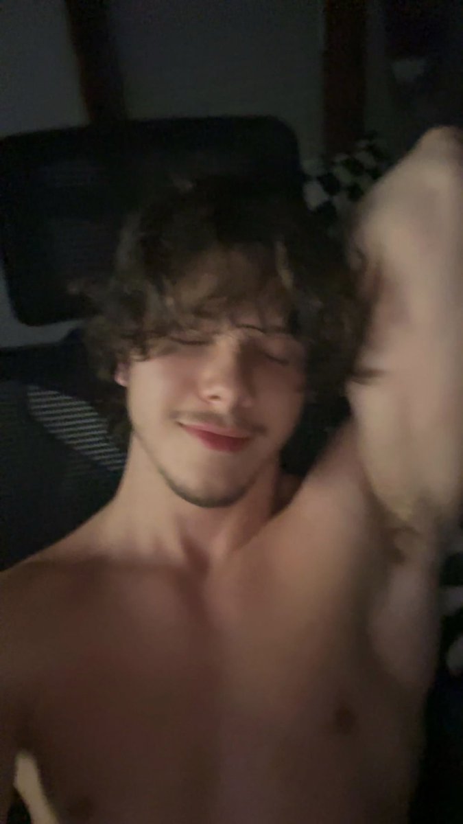 GAR 😼 tweet media