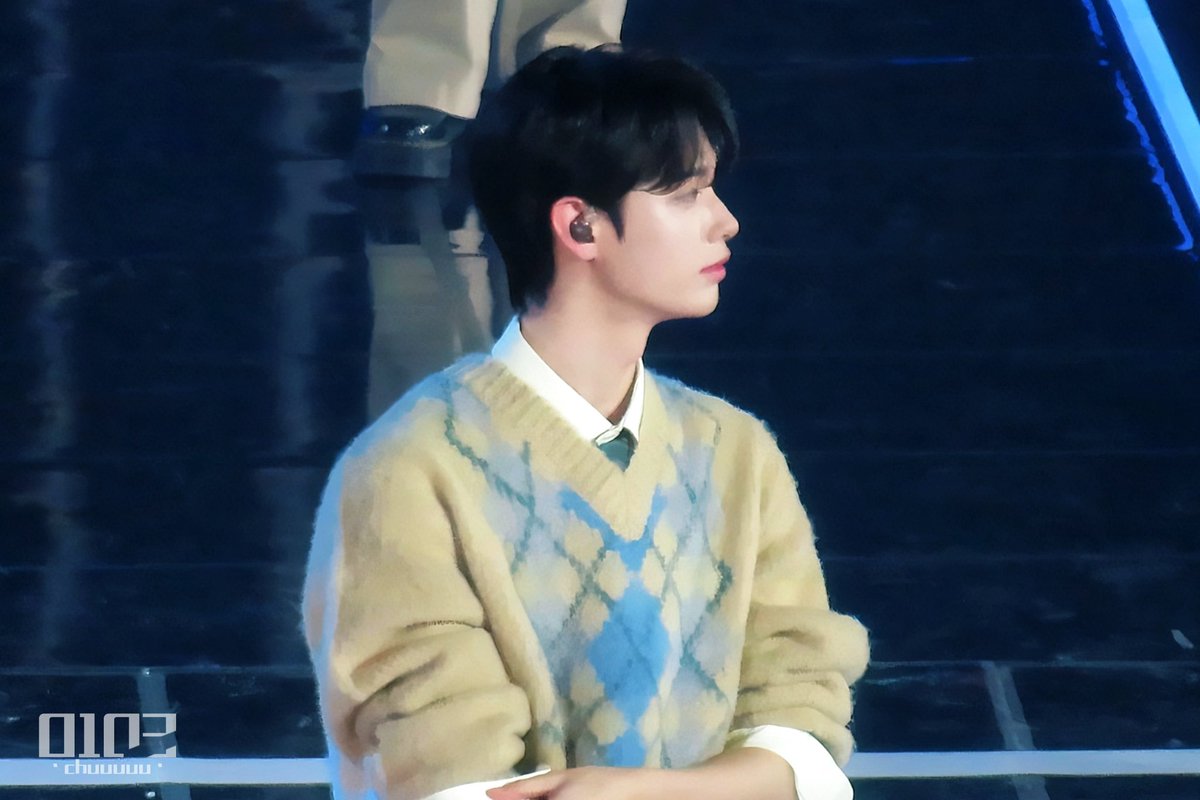 2024.12.27

🌼

#PROJECT7 #프로젝트7 #김성민 #KIMSUNGMIN