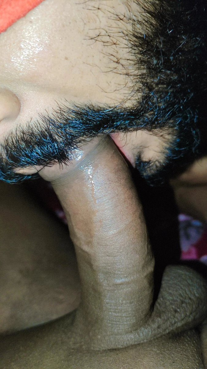 A close picture 😎 how's my dick 😉anyone thirsty...