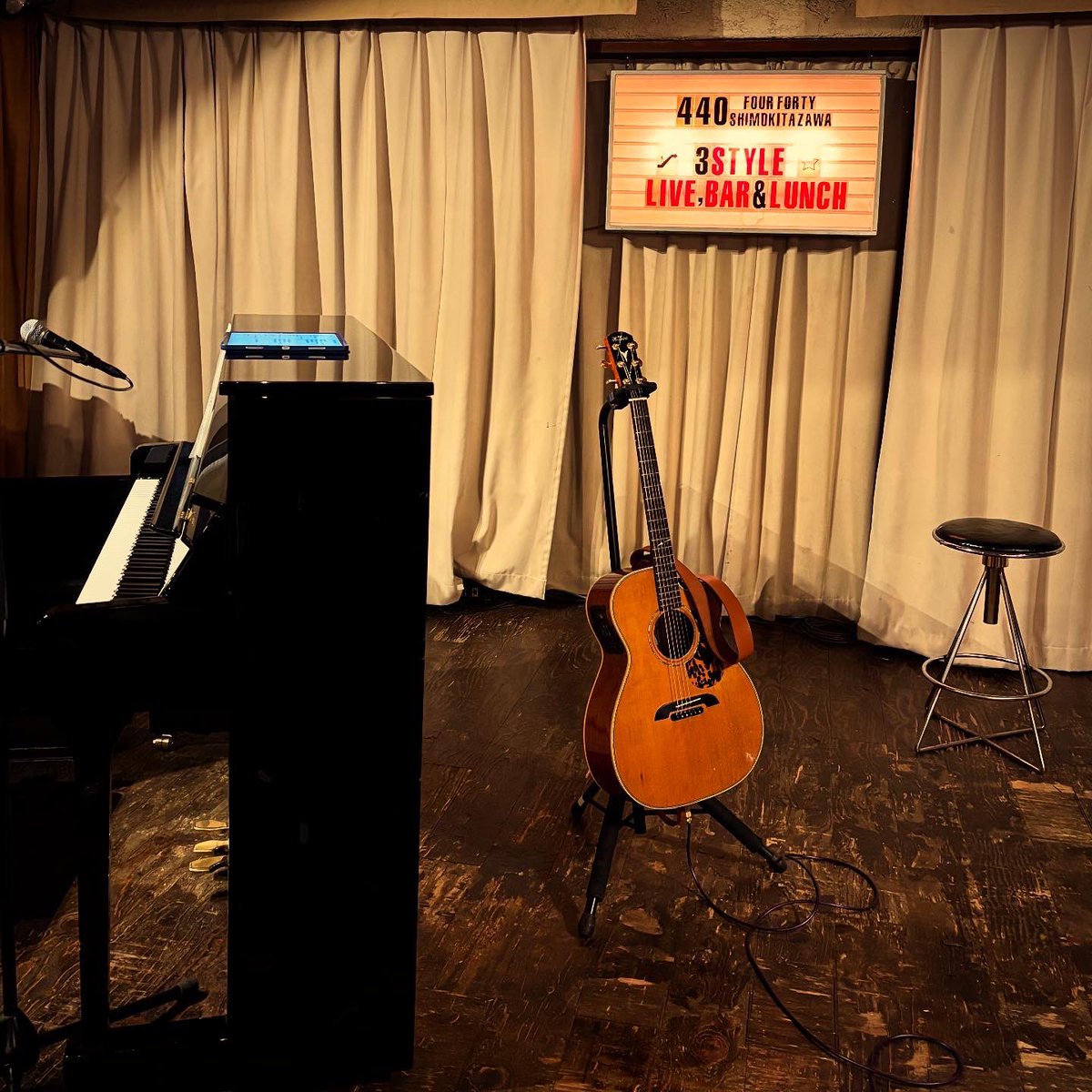 KazTheGroover's tweet photo. サンキュートーキョー！ありがとう下北沢440✨

皆さまクソお忙しいであろうド年末にソールドの栄誉😭 本当にありがとう！ 楽しく忘年できましたか？ 我々は舞うごつ！(熊本弁)w

今年のライヴ活動はこれにて納まりました。足を運んでくれた皆さんに感謝です🙏
来年もまたライヴ会場で会いたいです👋 https://t.co/WbtztP8mOL