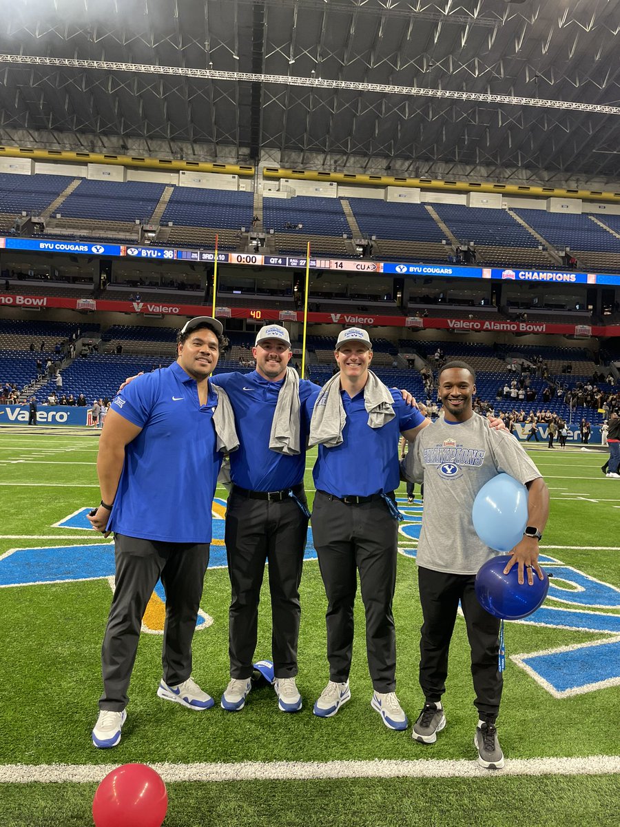 11-2 Alamo Bowl Champs! Go Cougs! 🤙