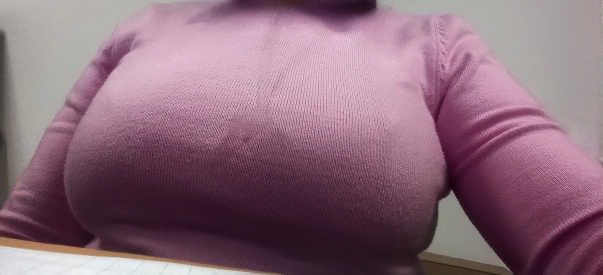 064Isul's tweet photo. Hace mucho frío, pero te gustaría ver lo que tengo debajo?🩷🔥👀 (info dm) https://t.co/dDe94uKaAN