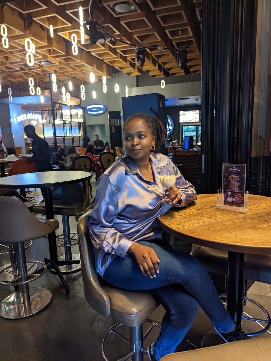 qtee_joy's tweet photo. Icho! Chi HIV poster child 💀elo chi oneka fit fit monga sichi topinga ka 😅 https://t.co/heYyKVVYyq