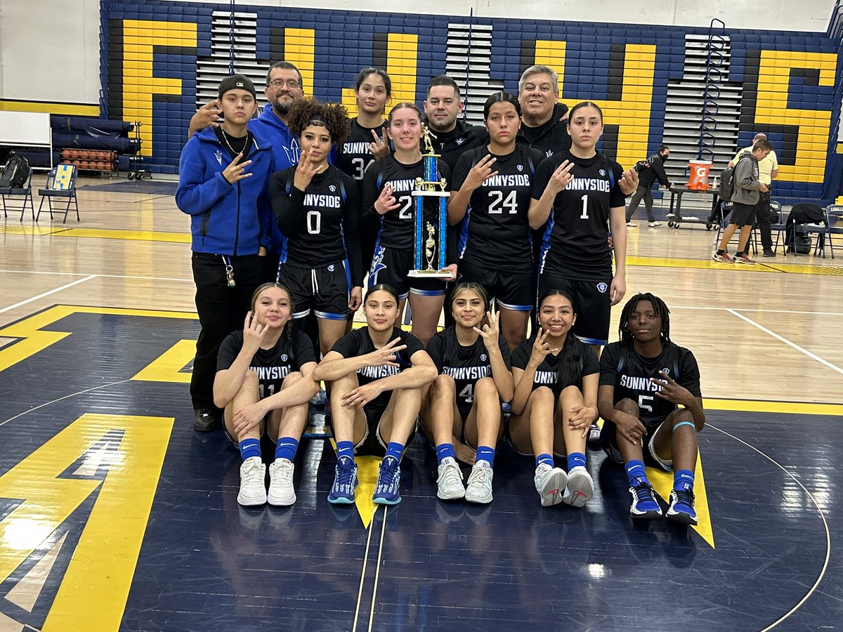LadyDevil_Hoops's tweet photo. Flowing Wells Holiday Shootout Champions πβ
Thank you @LadyCabsBBall for putting together a 1st class tournament.
Congratulations to Angelique Yanez (2026) & Janae Pritchett (2025) for earning All Tournament honors!
#WeAreSunnyside #TheSouthside #ForksUp #RepTUC #Undrstmtd https://t.co/E4HxGpYSyX