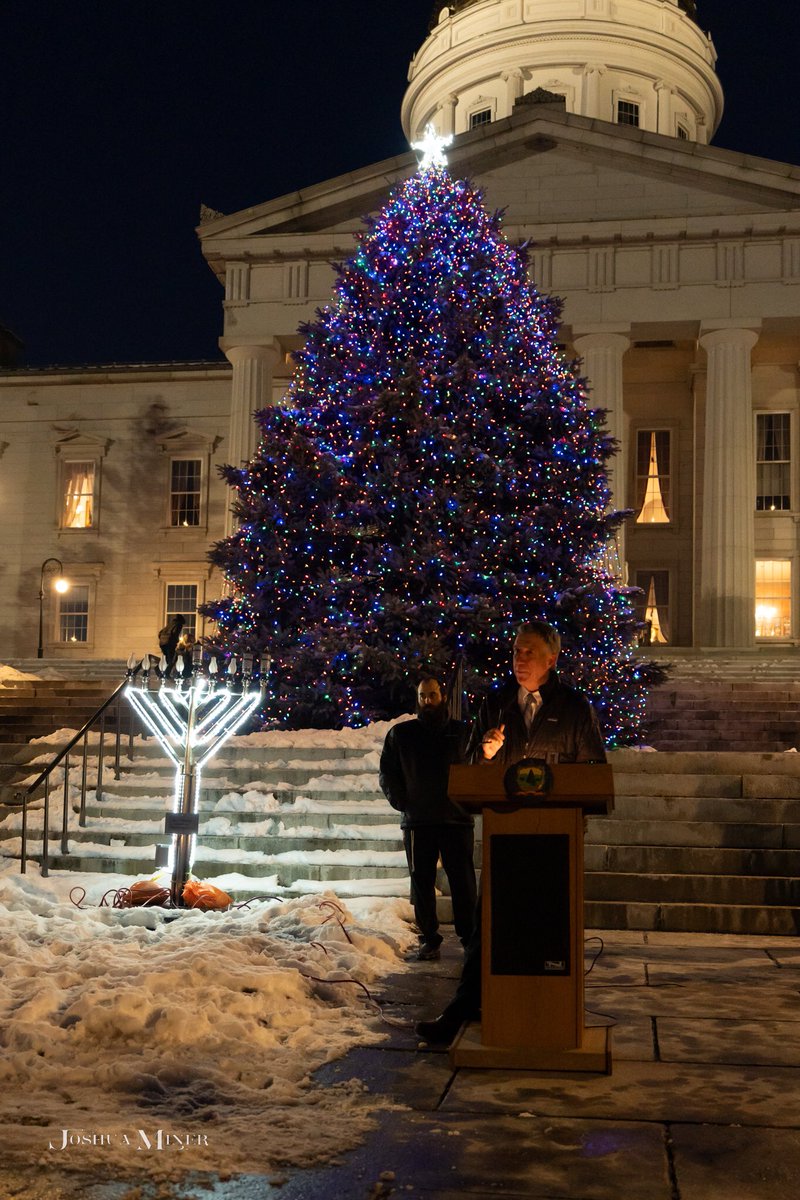 Chabad Vermont tweet media
