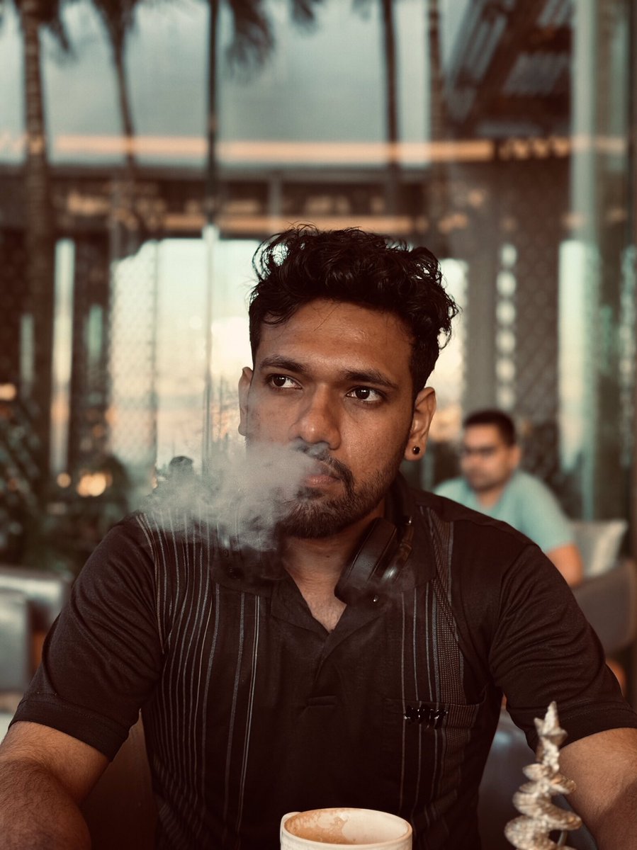 pasindudeshan6's tweet photo. "𝐂𝐨𝐮𝐫𝐚𝐠𝐞 𝐢𝐧 𝐦𝐲 𝐯𝐞𝐢𝐧𝐬, 𝐩𝐞𝐚𝐜𝐞 𝐢𝐧 𝐦𝐲 𝐡𝐚𝐧𝐝𝐬—𝐟𝐮𝐞𝐥𝐢𝐧𝐠 𝐭𝐡𝐞 𝐮𝐧𝐬𝐭𝐨𝐩𝐩𝐚𝐛𝐥𝐞 𝐦𝐞. 🍂🥀"

#chill #relax #music #chillvibes #peace https://t.co/eFz7w9wRYR