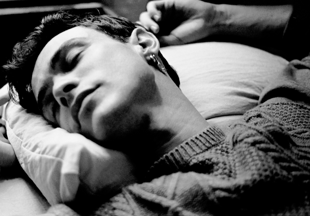 ﹝ ·𝓐 ﹞ 
┈ 𝑰𝒏𝒕𝒆𝒓𝒍𝒖𝒅𝒆 ⨯ a bed in the skies...◝「🛬𓍼 USH」