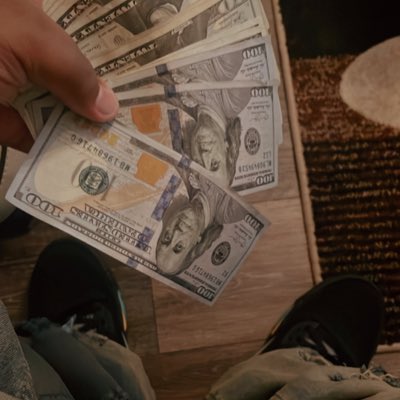Li_kapo1's tweet photo. #NewProfilePic https://t.co/ubl7zXrQ9o