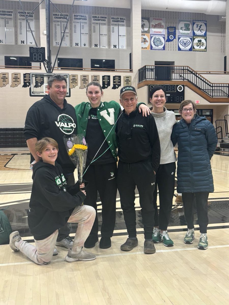 The Hoop Report (@hoopreportnwi) on Twitter photo Congratulations <a href="/Lilli3Barnes/">Lillian Barnes</a> for becoming <a href="/AthleticsValpo/">Valparaiso Athletics</a> all time leading scorer! Only a junior, she will be hard to catch as she still has another year of high school 😳 Congratulations <a href="/Lilli3Barnes/">Lillian Barnes</a> for becoming <a href="/AthleticsValpo/">Valparaiso Athletics</a> all time leading scorer! Only a junior, she will be hard to catch as she still has another year of high school 😳