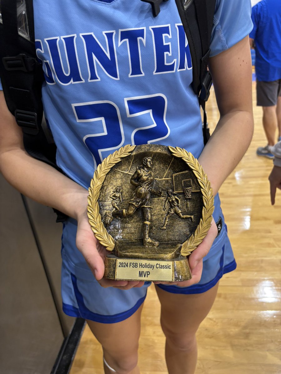 Norah Layman tweet media