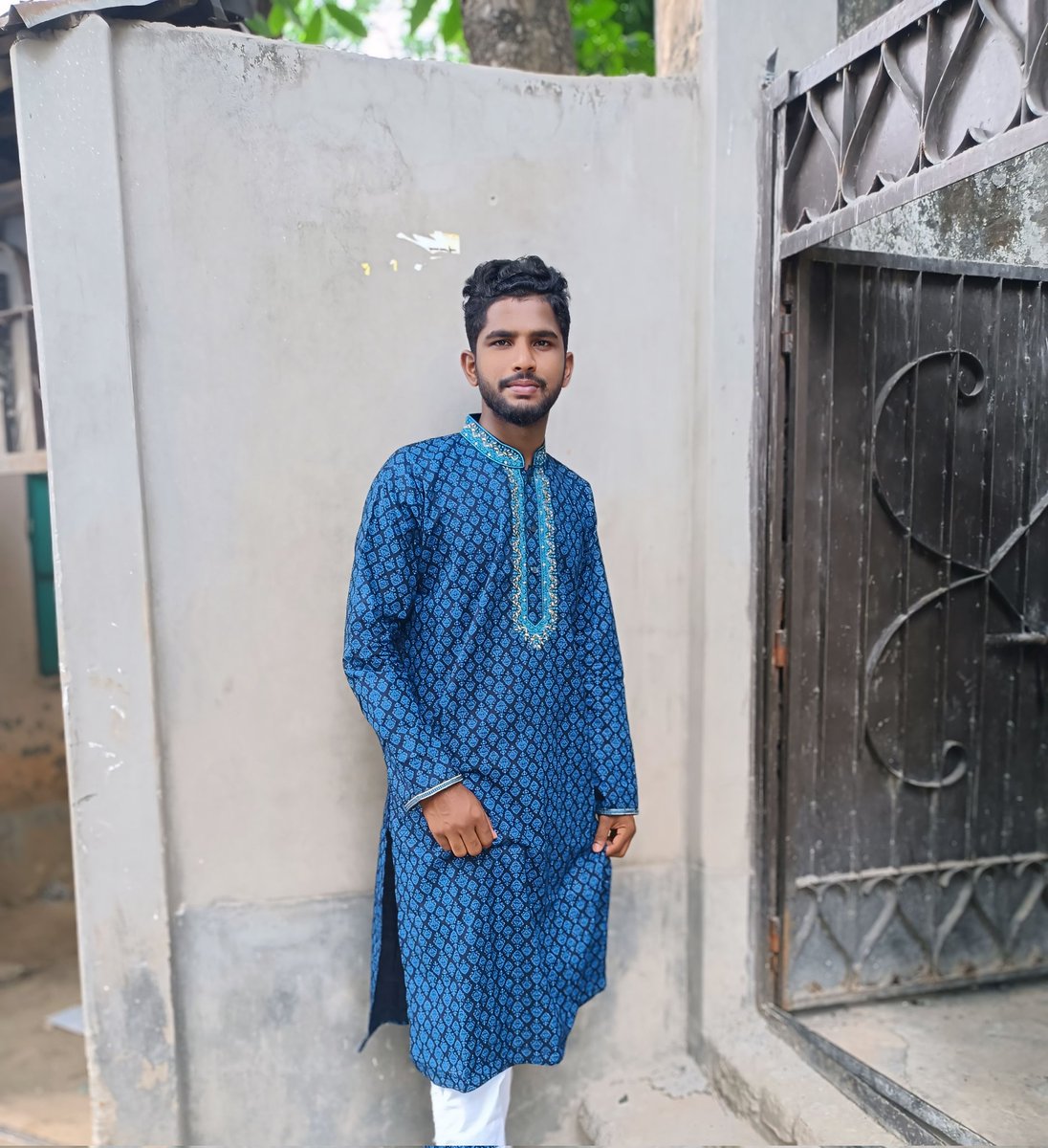 _md_s_u_m_o_n__'s tweet image. - ভালো থাকি কিংবা খারাপ থাকি!😥

- মানিয়ে নেওয়াটা চরম ভাবে শিখে গেছি আলহামদুলিল্লাহ!❤