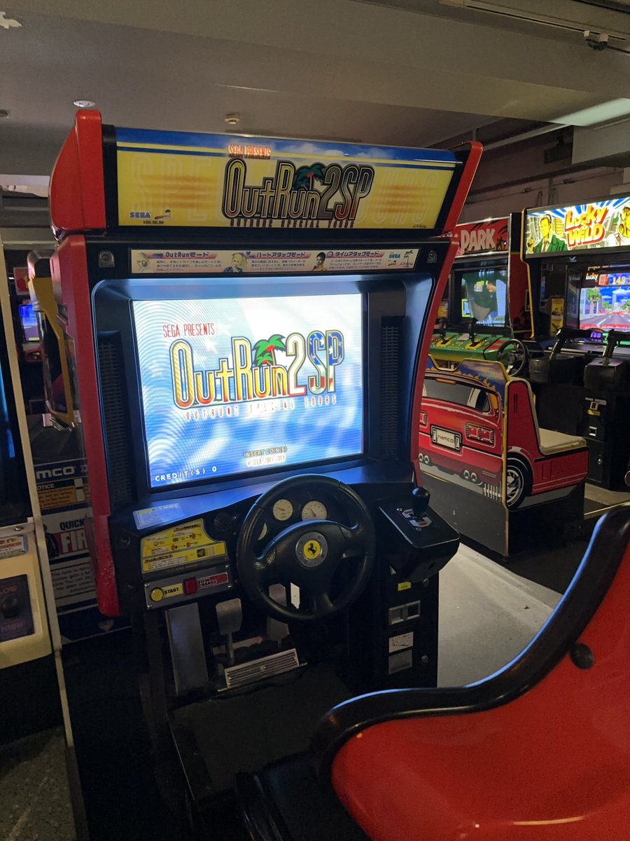 manchanbuhibuhi's tweet photo. ふぅさんの所以外で遊ぶの2回目だ😅
#OutRun2SP https://t.co/W7YfUu520H