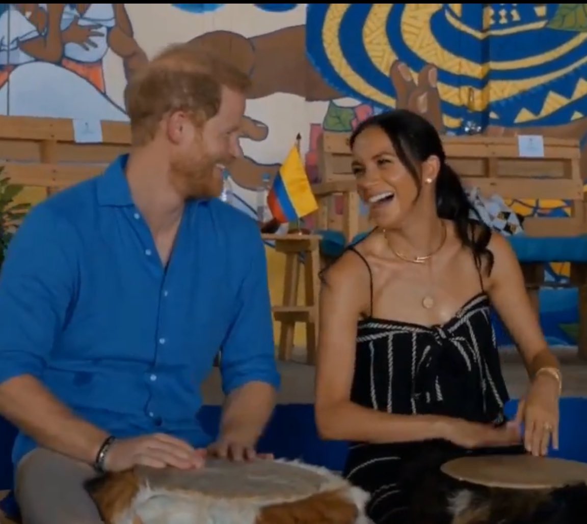 Shi4ni's tweet photo. What's with the jealousy about possible invitations from  more countries?A country choosing to invite Harry &amp; Meghan simply exercises it's own will as a free country and in some ways...telling the UK that they are free to host who they want to host😂 https://t.co/DFS6aepqEq