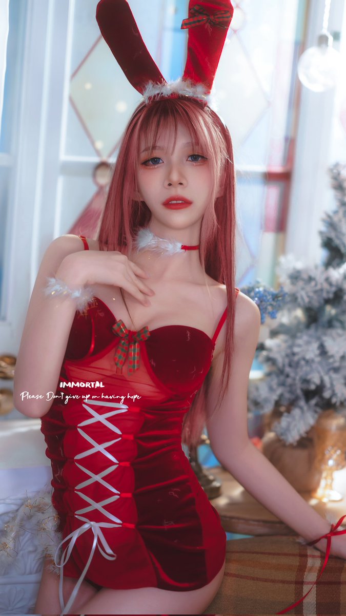 福利姬Iᴍᴍᴏʀᴛᴀʟ分享的黄推图片3 - 网红私拍内容