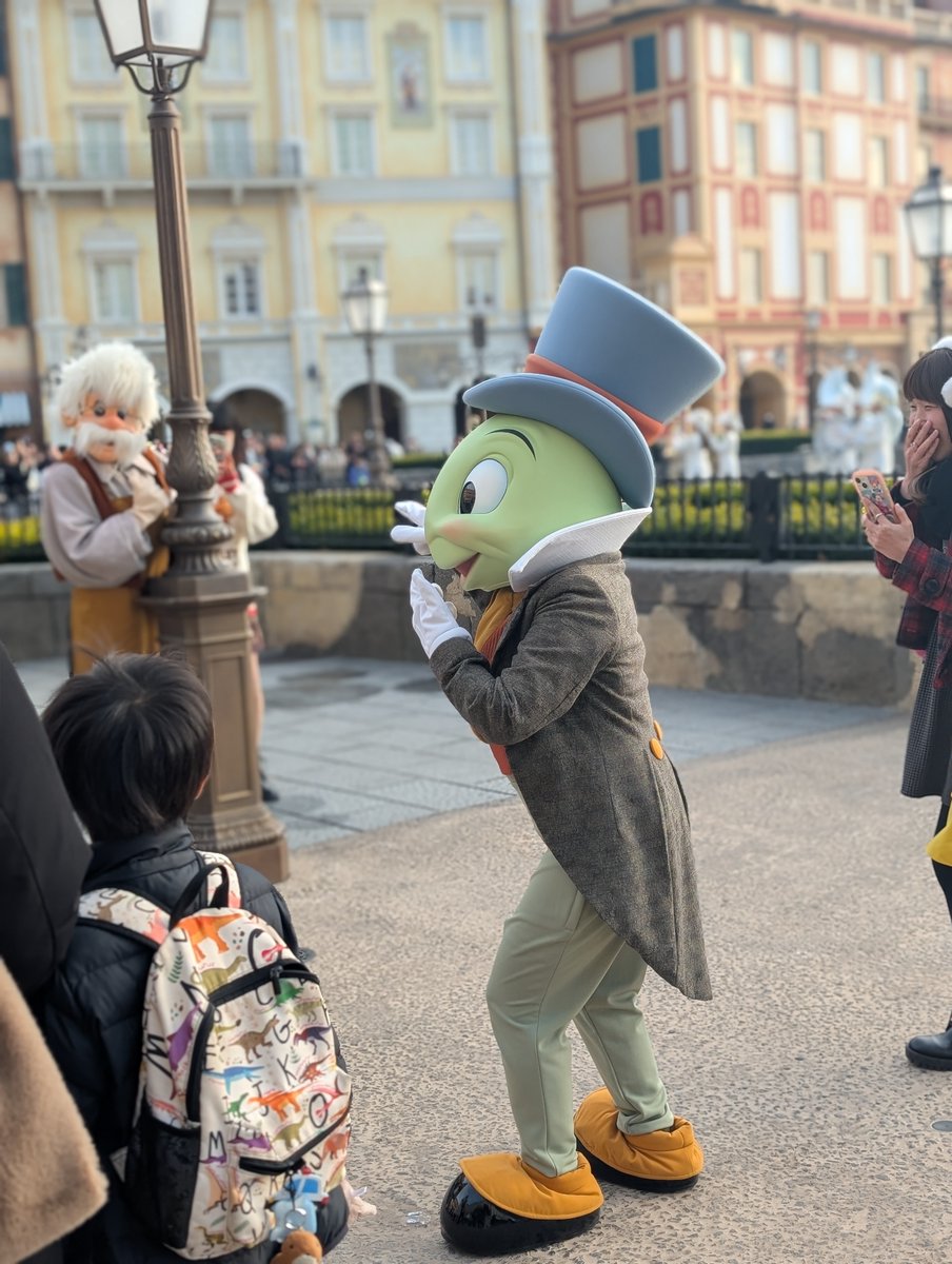 craignine's tweet photo. Disney has to be the top place in Japan where users are uploading images &amp; videos to Google Maps.

Here's my Christmas Trip to Tokyo DisneySea. There's a new area opened this year called Fantasy Springs. You can only enter via lottery. https://t.co/EPKJc2rFiK
