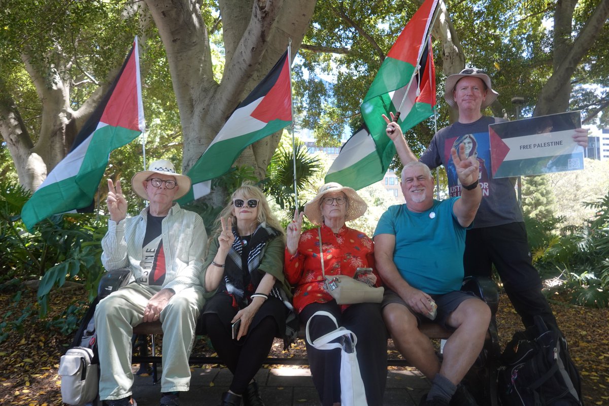 Several displaced children froze to death in Gaza because Israel blocked blankets and winter supplies. Australia must act to save Palestinian lives — apply comprehensive sanctions under international  law!