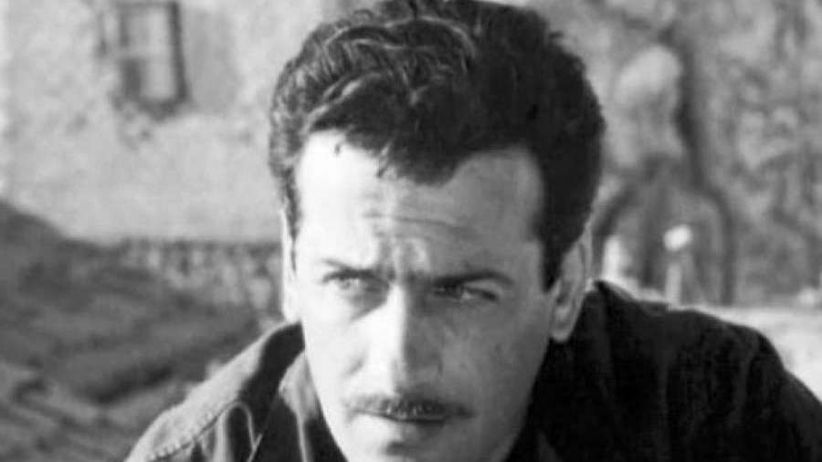 Themis_sketos's tweet photo. Χριστούγεννα 1960, ο Γλέζος βρισκόταν φυλακή, ηταν εποχή ακραίου αντικομμουνισμού, ο Αλεξανδράκης  ερωτάται από εφημερίδα με ποιον θέλει να περάσει τις γιορτές &amp; απαντά: Θα ήθελα να έκανα Χριστούγεννα με τον Γλέζο, γιατί για μένα ο Γλέζος είναι σύμβολο

Καλλιτέχνες &amp; συμπεριφορές https://t.co/xCCmvPAMbT