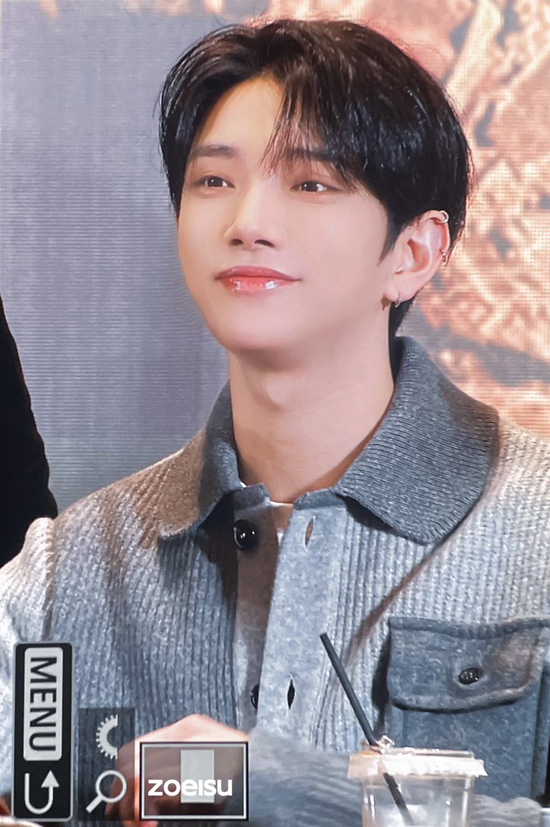 zoeisu_'s tweet photo. 241229 YZY

#조슈아 #ジョシュア #JOSHUA #洪知秀 #SEVENTEEN #세븐틴 

@pledis_17 https://t.co/XVLgHCkHr8